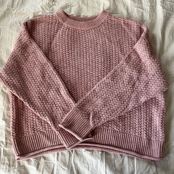 Universal Thread Sweater bundle - Picture 4 of 7